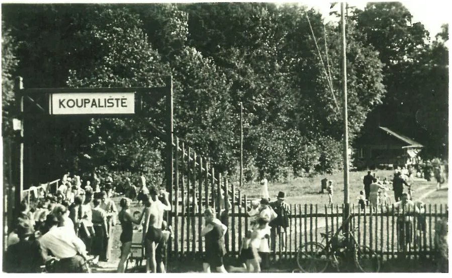 Historická klubová fotografie z roku 1935